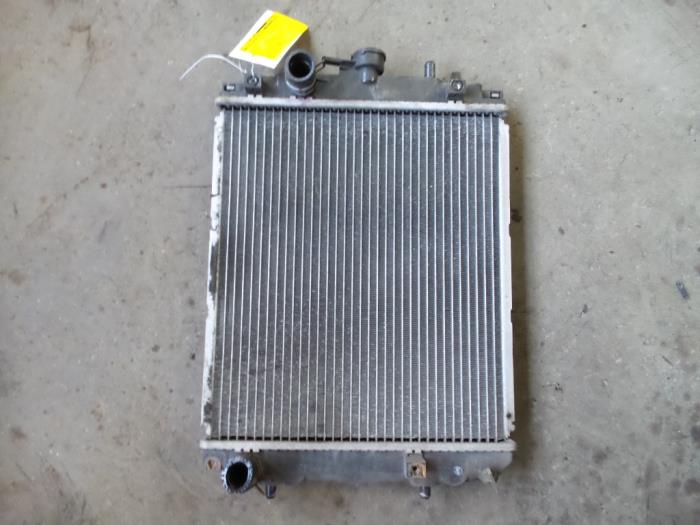 Gebruikte Radiateur Daihatsu Cuore (L251/271/276) 1.0 12V Prijs op aanvraag aangeboden door Autodemontage Joko B.V.