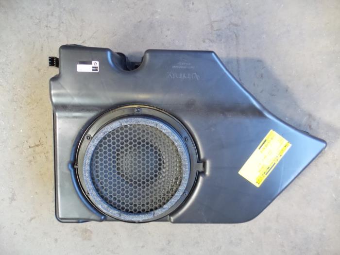 Gebruikte Luidspreker Dodge Nitro 2.8 CRD 16V 4x4 Prijs op aanvraag aangeboden door Autodemontage Joko B.V.