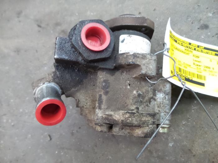 Gebruikte Stuurpomp Volkswagen LT II 2.5 SDi Prijs op aanvraag aangeboden door Autodemontage Joko B.V.