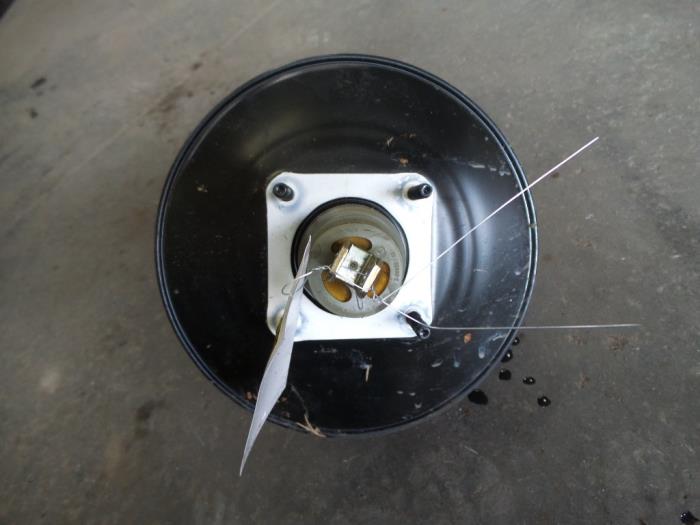 Gebruikte Rembol Ford Fiesta 5 (JD/JH) 1.3 Prijs op aanvraag aangeboden door Autodemontage Joko B.V.