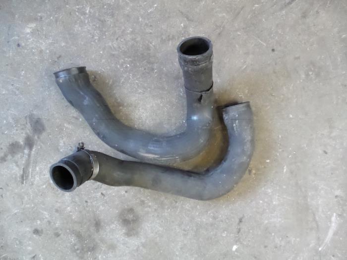Gebruikte Intercooler Slang Audi A6 Avant (C5) 2.5 TDI V6 24V Prijs op aanvraag aangeboden door Autodemontage Joko B.V.