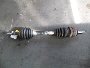 Gebruikte Homokineetas links-voor Opel Astra Prijs op aanvraag aangeboden door Autodemontage Joko B.V.