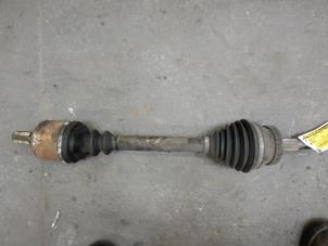 Gebruikte Homokineetas links-voor Renault Espace (JE) 3.0i V6 24V Prijs op aanvraag aangeboden door Autodemontage Joko B.V.