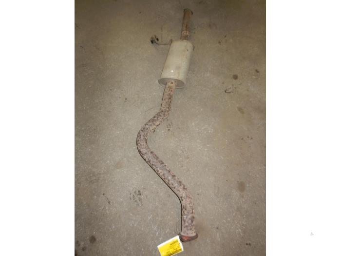 Gebruikte Uitlaat Einddemper Hyundai H-1/H-200 2.5 Tdi Prijs op aanvraag aangeboden door Autodemontage Joko B.V.