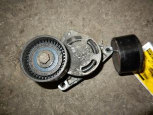 Gebruikte Spanrol Multiriem Renault Espace (JK) 2.2 dCi 16V Prijs op aanvraag aangeboden door Autodemontage Joko B.V.