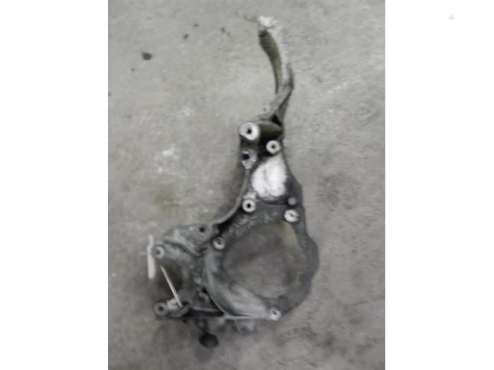 Gebruikte Dynamosteun boven Renault Espace (JK) 2.2 dCi 16V Prijs op aanvraag aangeboden door Autodemontage Joko B.V.