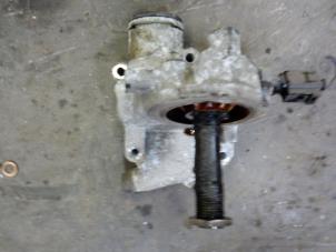 Gebruikte Oliefilterhuis Volkswagen Golf IV Variant (1J5) 1.6 Prijs op aanvraag aangeboden door Autodemontage Joko B.V.