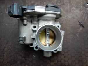 Gebruikte Gasklephuis Opel Ampera 1.4 16V Prijs op aanvraag aangeboden door Autodemontage Joko B.V.