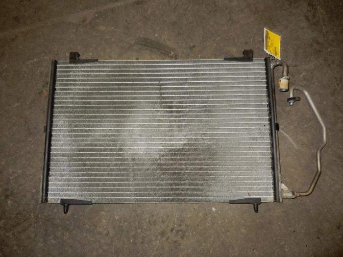 Gebruikte Airco Condensor Peugeot 206 (2A/C/H/J/S) 1.6 XS,XT Prijs op aanvraag aangeboden door Autodemontage Joko B.V.