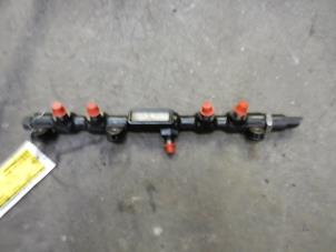 Gebruikte Injector brug Ford Mondeo III Wagon 2.0 TDCi 115 16V Prijs op aanvraag aangeboden door Autodemontage Joko B.V.