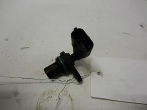 Gebruikte Nokkenas Sensor Opel Zafira (M75) 2.2 16V Direct Ecotec Prijs op aanvraag aangeboden door Autodemontage Joko B.V.