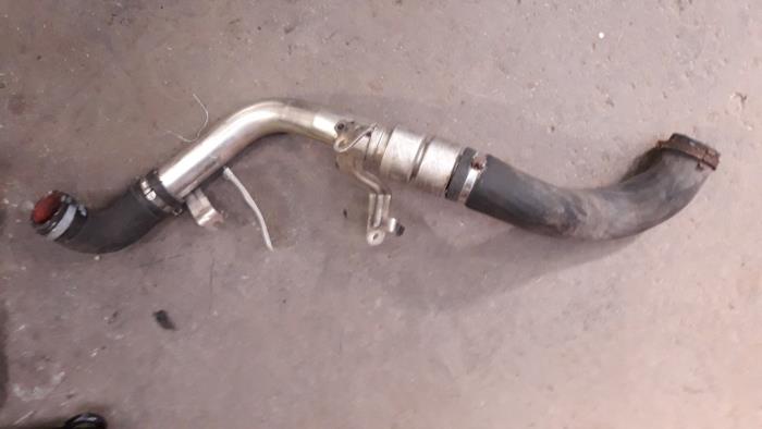 Gebruikte Intercooler Slang Ford Mondeo IV 1.8 TDCi 125 16V Prijs op aanvraag aangeboden door Autodemontage Joko B.V.