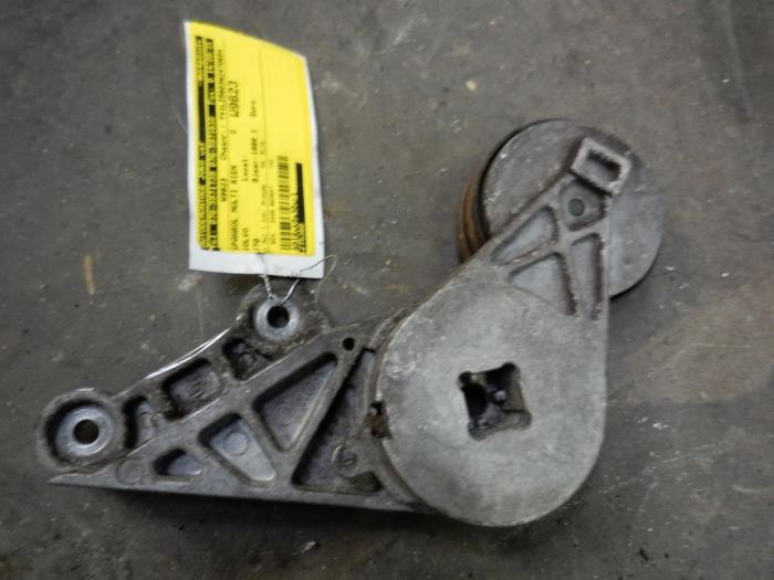 Gebruikte Spanrol Multiriem Volvo V70 (GW/LW/LZ) 2.4 XC LPT 4x4 20V Prijs op aanvraag aangeboden door Autodemontage Joko B.V.