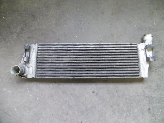 Gebruikte Intercooler Renault Megane II Grandtour (KM) 1.5 dCi 80 Prijs op aanvraag aangeboden door Autodemontage Joko B.V.