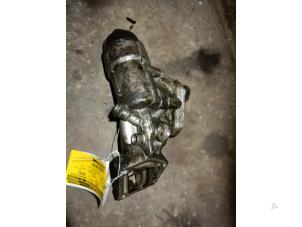 Gebruikte Oliefilterhuis Mercedes A (W168) 1.7 A-170 CDI 16V Prijs op aanvraag aangeboden door Autodemontage Joko B.V.