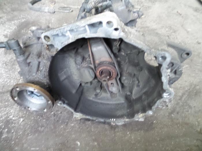 Gebruikte Versnellingsbak Audi A3 (8L1) 1.8 20V Turbo Prijs op aanvraag aangeboden door Autodemontage Joko B.V.