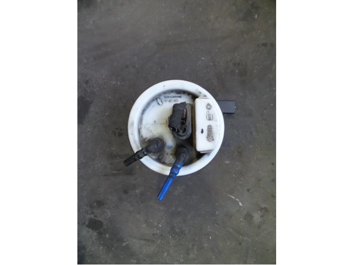 Gebruikte Brandstofpomp Elektrisch Audi A3 (8L1) 1.8 20V Turbo Prijs op aanvraag aangeboden door Autodemontage Joko B.V.