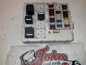 Gebruikte Zekeringkast Ford Transit Connect 1.8 Tddi Prijs op aanvraag aangeboden door Autodemontage Joko B.V.