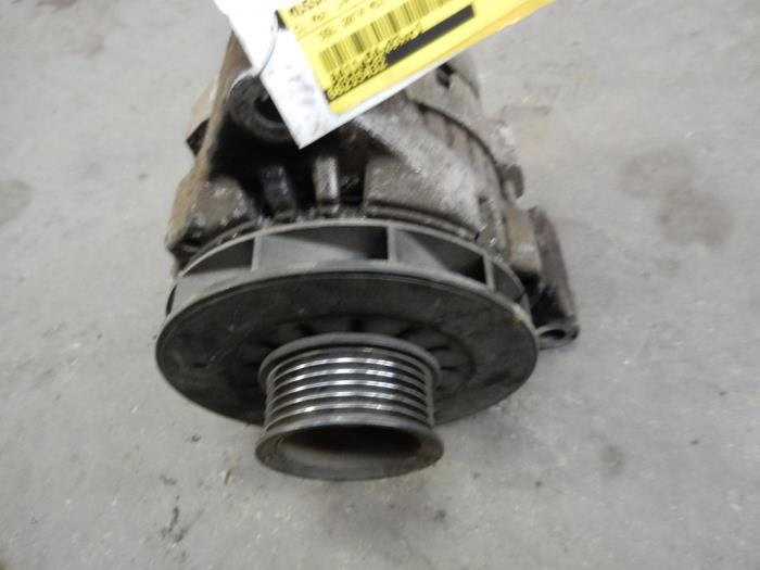 Gebruikte Dynamo Ssang Yong Musso 2.9TD Prijs op aanvraag aangeboden door Autodemontage Joko B.V.