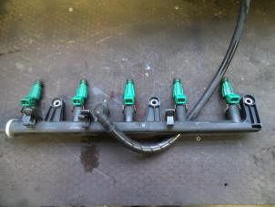 Gebruikte Injector brug Fiat Stilo (192A/B) 2.4 20V Abarth 3-Drs. Prijs op aanvraag aangeboden door Autodemontage Joko B.V.