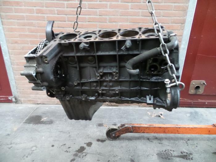 Gebruikte Draaiend Gedeelte motor Ssang Yong Rexton 2.7 CRDi Prijs op aanvraag aangeboden door Autodemontage Joko B.V.