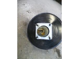 Gebruikte Rembekrachtiger Ford Fusion 1.6 16V Prijs op aanvraag aangeboden door Autodemontage Joko B.V.