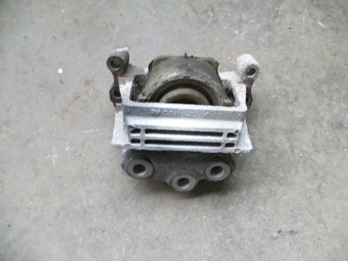 Gebruikte Motorrubber Ford Transit 2.2 TDCi 16V Prijs op aanvraag aangeboden door Autodemontage Joko B.V.
