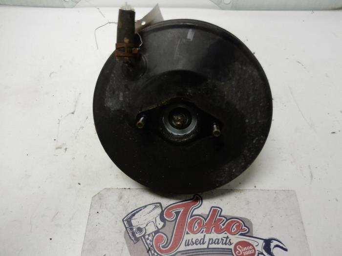 Gebruikte Rembekrachtiger Toyota Starlet (EP9) 1.3,XLi,GLi 16V Prijs op aanvraag aangeboden door Autodemontage Joko B.V.