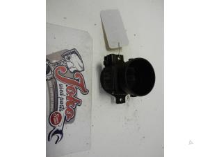 Gebruikte Luchtmassameter Ford Focus 1 2.0 16V Prijs op aanvraag aangeboden door Autodemontage Joko B.V.