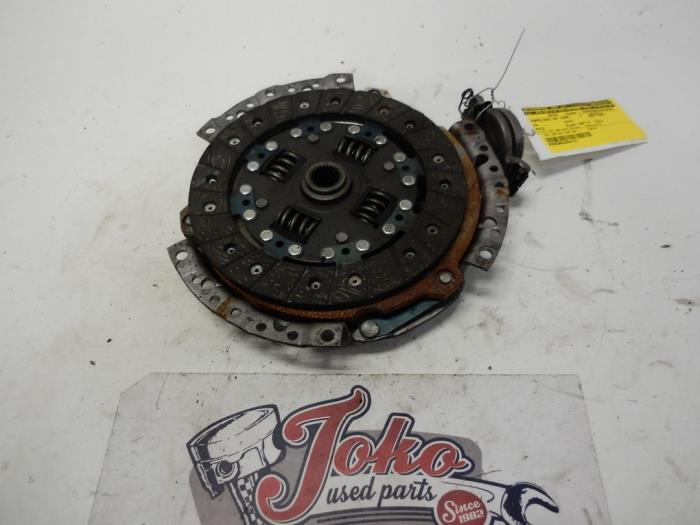 Gebruikte Koppelingsset (compleet) Volkswagen Polo III (6N1) 1.4i 60 Prijs op aanvraag aangeboden door Autodemontage Joko B.V.