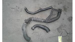 Gebruikte Intercooler Slang Ford Mondeo III 2.0 TDCi/TDDi 115 16V Prijs op aanvraag aangeboden door Autodemontage Joko B.V.