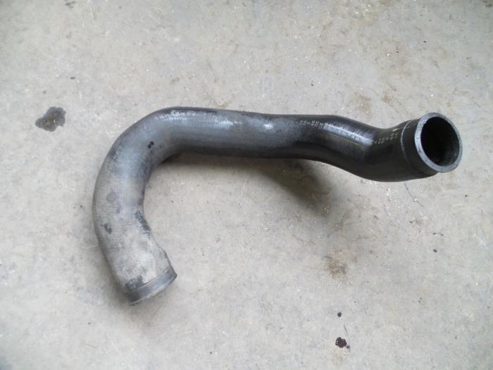 Gebruikte Intercooler Slang Audi A6 Quattro (C5) 2.5 TDI V6 24V Prijs op aanvraag aangeboden door Autodemontage Joko B.V.