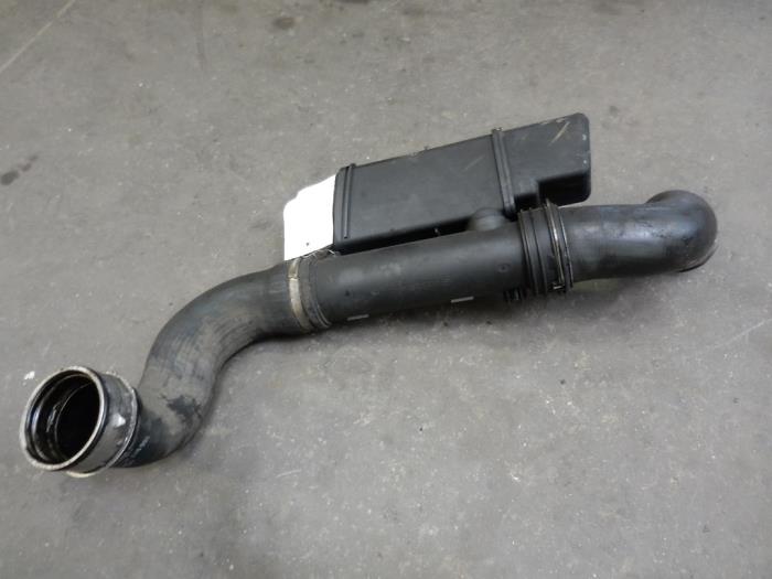Gebruikte Turboslang Mercedes E (W211) 2.7 E-270 CDI 20V Prijs op aanvraag aangeboden door Autodemontage Joko B.V.