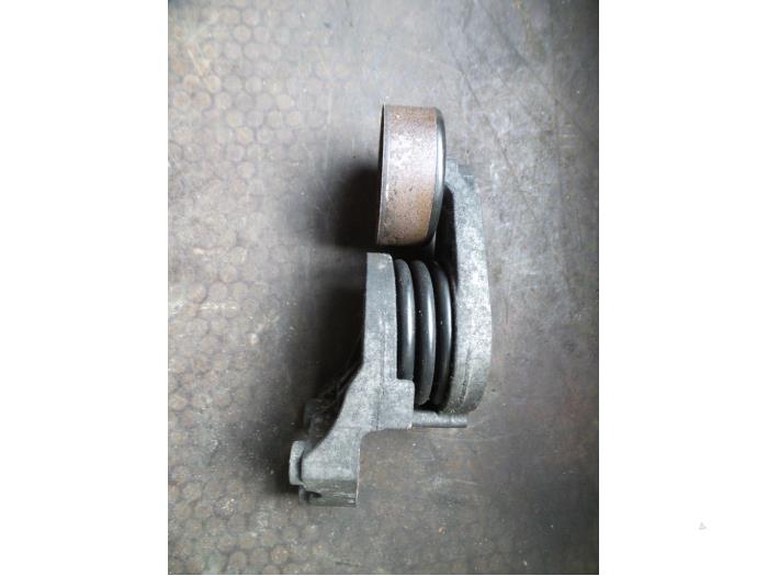 Gebruikte Spanrol Multiriem Volkswagen Polo IV (9N1/2/3) 1.4 TDI 70 Prijs op aanvraag aangeboden door Autodemontage Joko B.V.