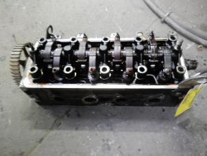 Gebruikte Cilinderkop Peugeot 206 (2A/C/H/J/S) 1.6 XS,XT Prijs op aanvraag aangeboden door Autodemontage Joko B.V.