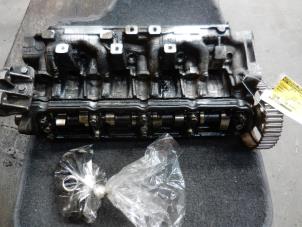 Gebruikte Cilinderkop Renault Megane II Grandtour (KM) 1.9 dCi 115 Prijs op aanvraag aangeboden door Autodemontage Joko B.V.
