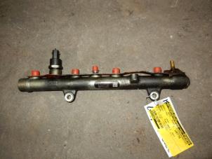 Gebruikte Injector brug Renault Megane II Grandtour (KM) 1.9 dCi 115 Prijs op aanvraag aangeboden door Autodemontage Joko B.V.