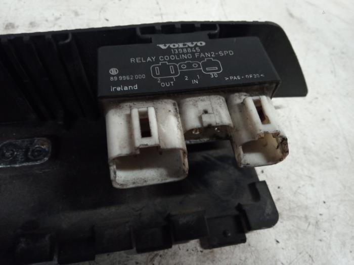 Computer Koeling van een Volvo 850 Estate 2.0i 10V 1995