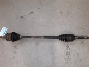 Gebruikte Cardanas rechts-voor (VWA) Chrysler Voyager/Grand Voyager 3.3i V6 Prijs op aanvraag aangeboden door Autodemontage Joko B.V.