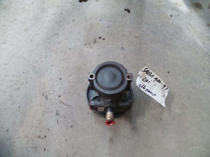Gebruikte Pomp Servo Saab 900 II 2.0 i,Si 16V Prijs op aanvraag aangeboden door Autodemontage Joko B.V.