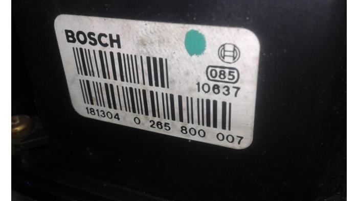 Gebruikte ABS Pomp Ford Mondeo III 2.0 16V Prijs op aanvraag aangeboden door Autodemontage Joko B.V.