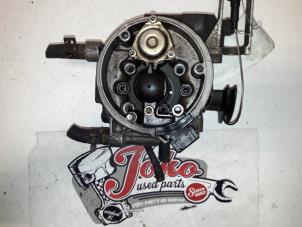 Gebruikte Gasklephuis Volkswagen Polo III (6N1) 1.6i 75 Prijs op aanvraag aangeboden door Autodemontage Joko B.V.