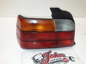 Gebruikte Achterlicht links BMW 3-Serie Prijs op aanvraag aangeboden door Autodemontage Joko B.V.