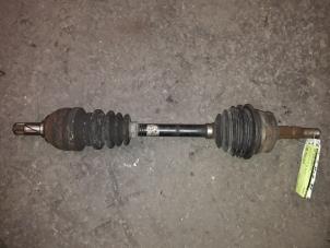 Gebruikte Steekas links-voor Opel Astra F (53/54/58/59) 1.7 DTL Prijs op aanvraag aangeboden door Autodemontage Joko B.V.