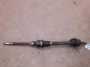 Gebruikte Cardanas rechts-voor (VWA) Citroen Xsara Break (N2) 1.6i Prijs op aanvraag aangeboden door Autodemontage Joko B.V.