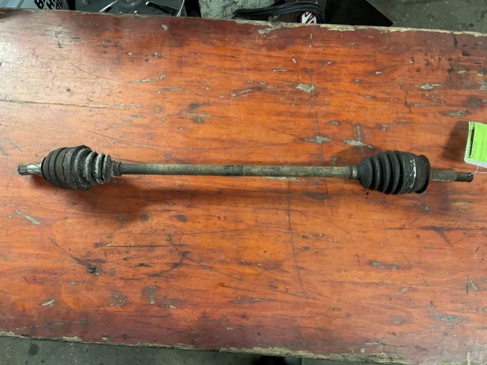Gebruikte Steekas rechts-voor Opel Corsa B (73/78/79) 1.4i Swing,Joy,Sport,GLS Prijs op aanvraag aangeboden door Autodemontage Joko B.V.