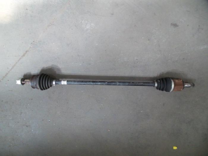 Gebruikte Steekas rechts-voor Opel Corsa D 1.0 Prijs op aanvraag aangeboden door Autodemontage Joko B.V.