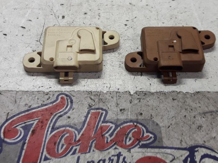 Airbag Sensor van een Opel Astra 2000
