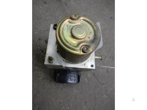 Gebruikte ABS Pomp Mazda Premacy 1.8 16V Prijs op aanvraag aangeboden door Autodemontage Joko B.V.