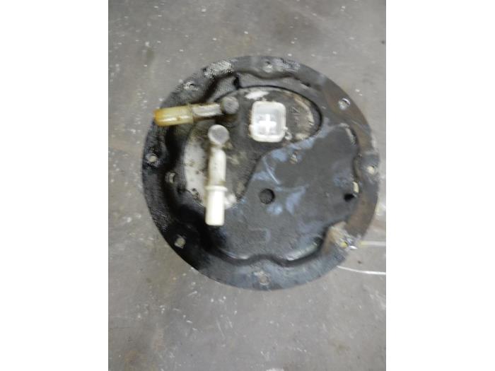 Gebruikte Tank element Pomp Mazda Premacy 1.8 16V Prijs op aanvraag aangeboden door Autodemontage Joko B.V.